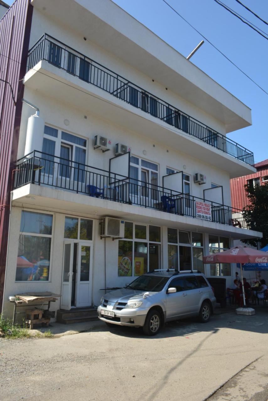 Hotel Niks Makhinjauri Exteriör bild