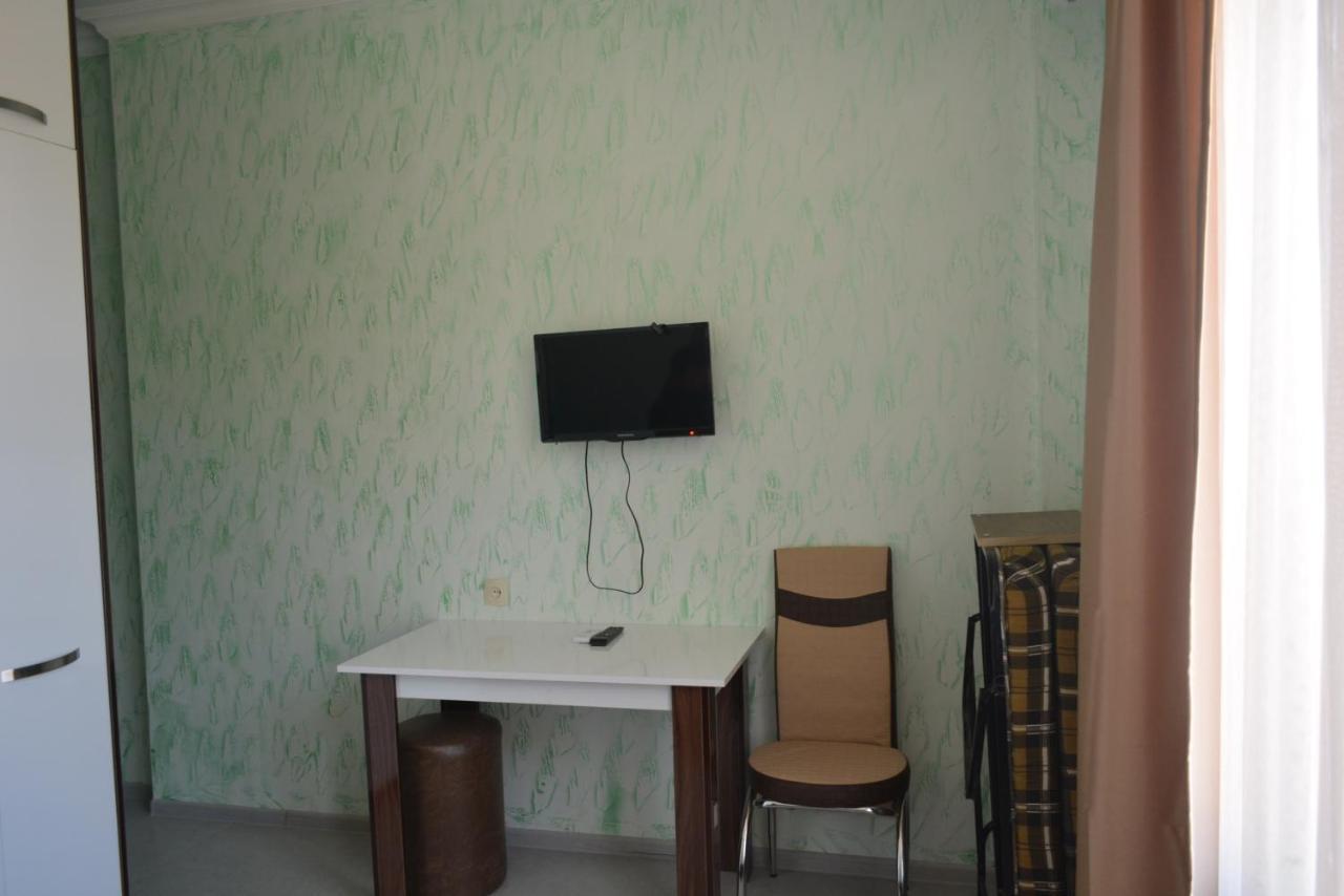 Hotel Niks Makhinjauri Exteriör bild