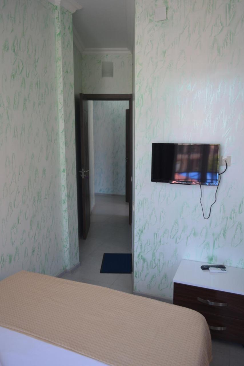 Hotel Niks Makhinjauri Exteriör bild