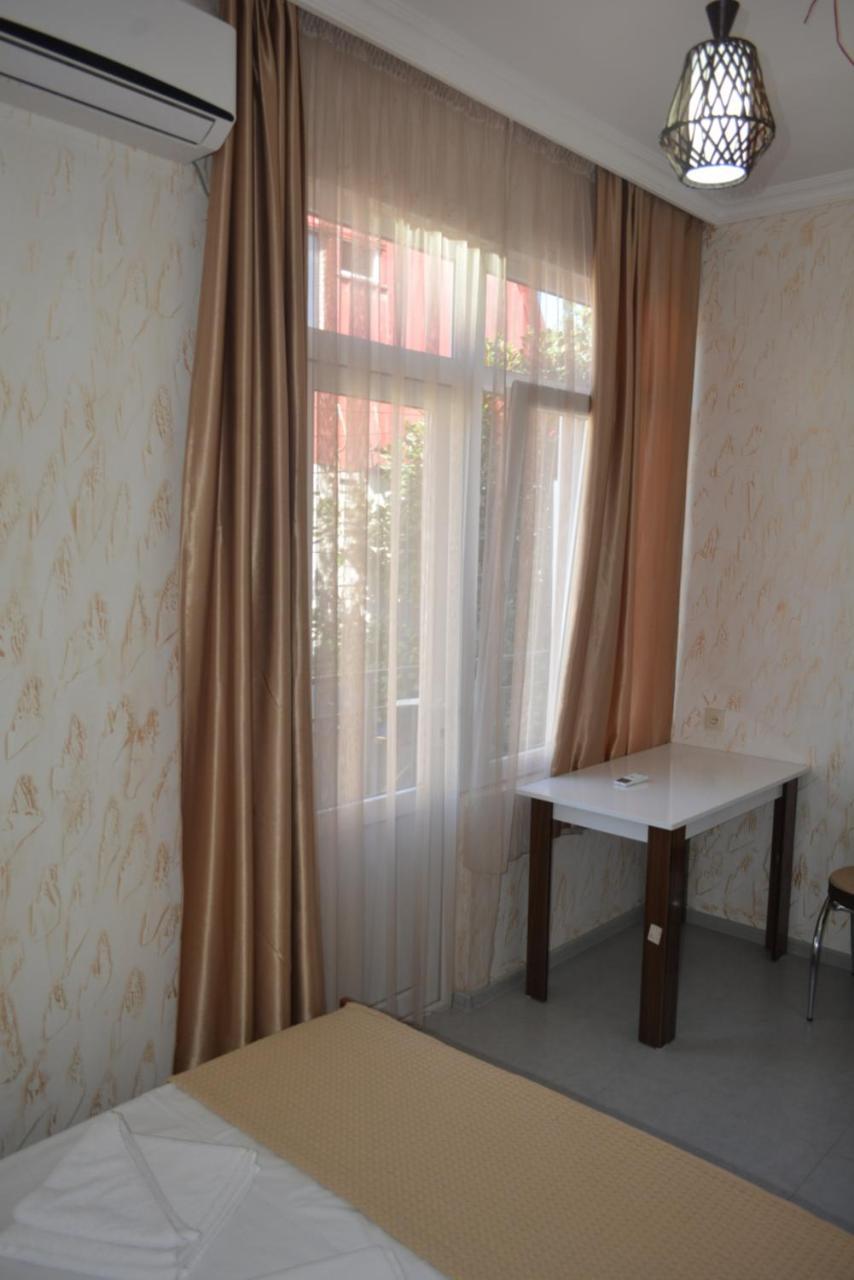 Hotel Niks Makhinjauri Exteriör bild