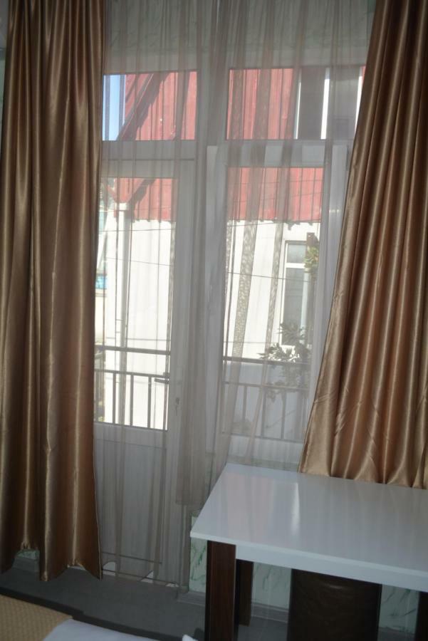 Hotel Niks Makhinjauri Exteriör bild